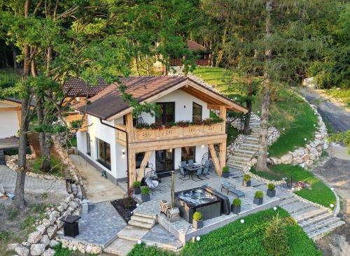Rasnov Villa | Cabana Sub Stejari
