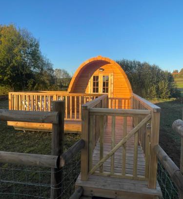 Domfront-en-Champagne Ski Chalet | Cabane Pod1