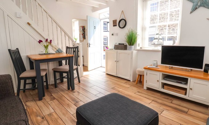 Conwy Cottage | Cabin ∙ 1 bedroom ∙ 2 guests