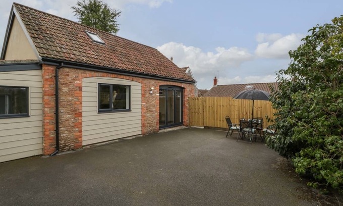 Cheddar Cottage | Cabin ∙ 1 bedroom ∙ 4 guests