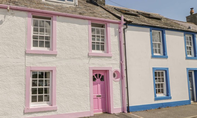 Newton Stewart Cottage | Cabin ∙ 2 bedrooms ∙ 3 guests