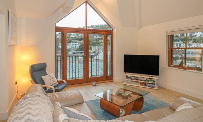 West Looe Cottage | Cabin ∙ 2 bedrooms ∙ 4 guests