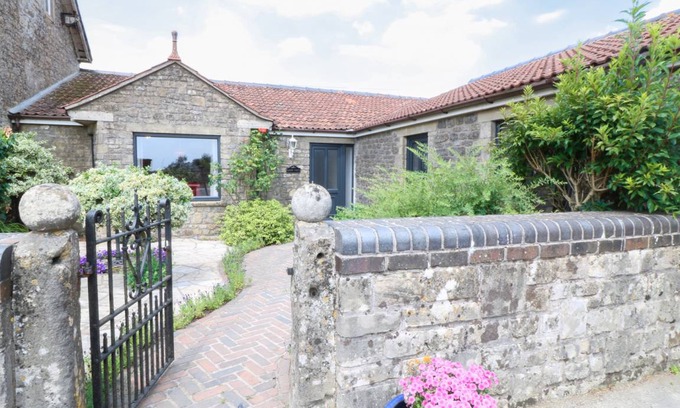 Leigh upon Mendip Cottage | Cabin ∙ 2 bedrooms ∙ 5 guests