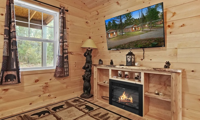 Atlanta Cabin | Cabin # 3 at Northern Comfort w/opt side by side rentals