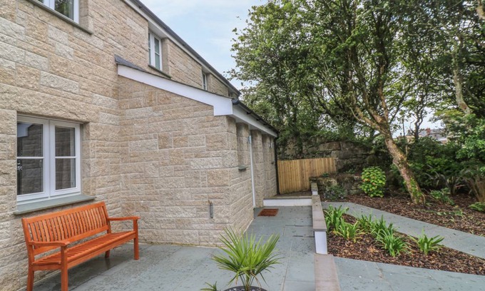 Pendeen Cottage | Cabin ∙ 3 bedrooms ∙ 5 guests