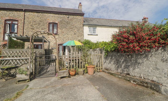 Okehampton Cottage | Cabin ∙ 3 bedrooms ∙ 6 guests