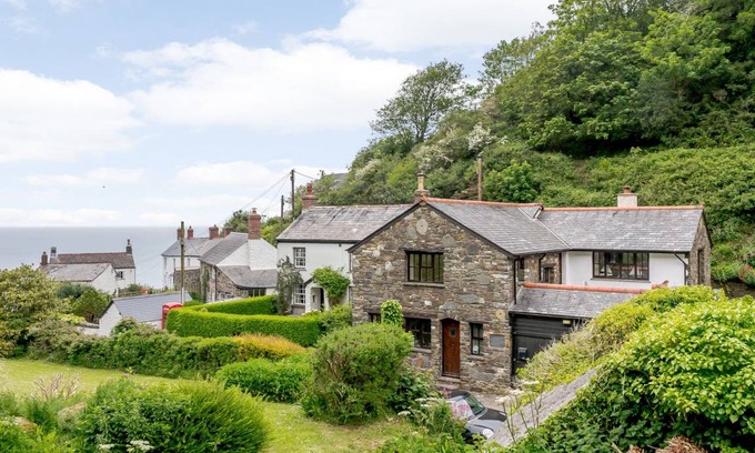 Bucks Mills Cottage | Cabin ∙ 3 bedrooms ∙ 6 guests