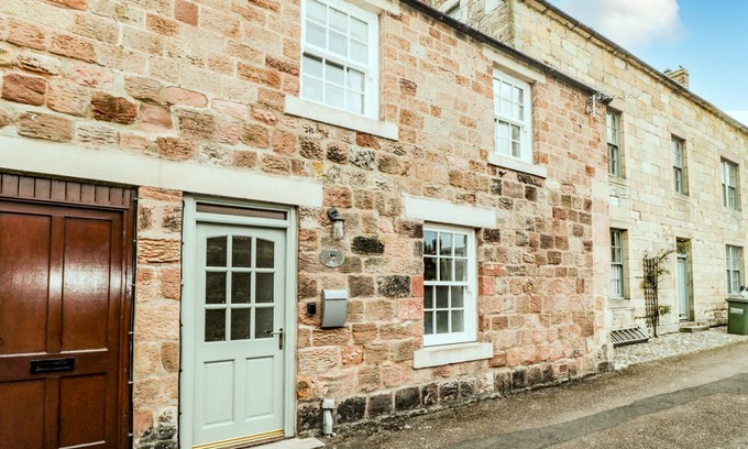 Berwick-upon-Tweed Cottage | Cabin ∙ 3 bedrooms ∙ 6 guests