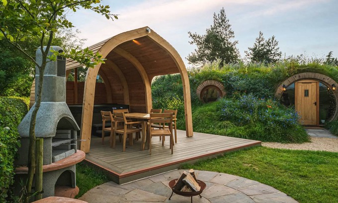 Radstock Cottage | Cabin ∙ 3 bedrooms ∙ 5 guests
