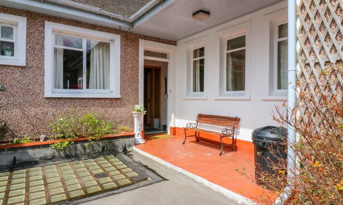 Oban Cottage | Cabin ∙ 3 bedrooms ∙ 5 guests