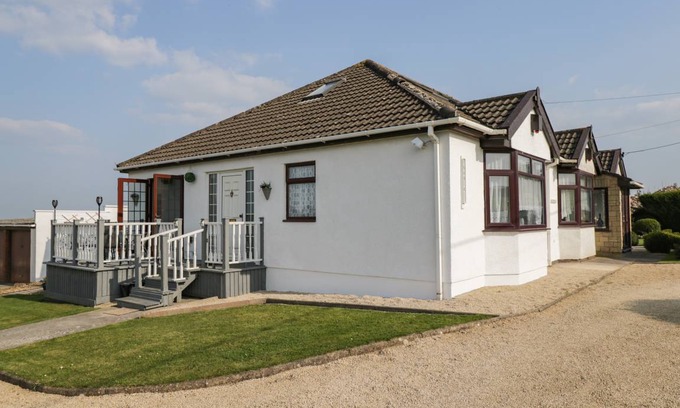 Stanton Drew Cottage | Cabin ∙ 3 bedrooms ∙ 4 guests