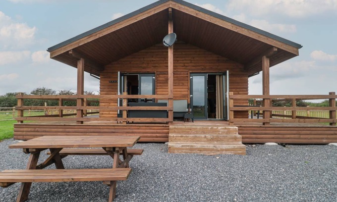 Middlezoy Cottage | Cabin ∙ 3 bedrooms ∙ 6 guests
