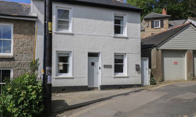 Mousehole Cottage | Cabin ∙ 3 bedrooms ∙ 6 guests