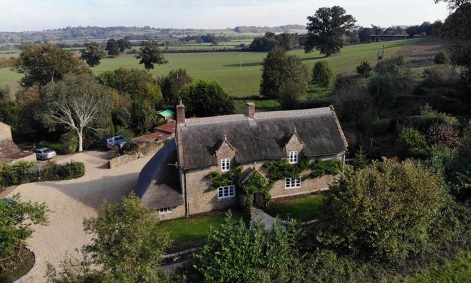 Ilminster Cottage | Cabin ∙ 4 bedrooms ∙ 8 guests