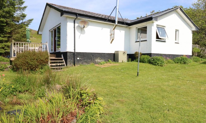 Morar Cottage | Cabin ∙ 4 bedrooms ∙ 8 guests