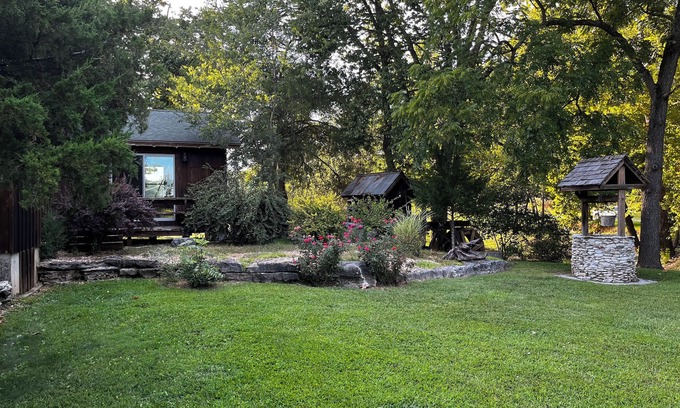 Ponce De Leon House | Cabin Creek Ranch/Experience the Country! Silver Dollar City, Branson and more.