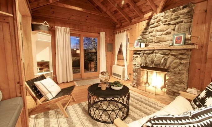 Stockbridge House | CABIN FEVER IN STOCKBRIDGE