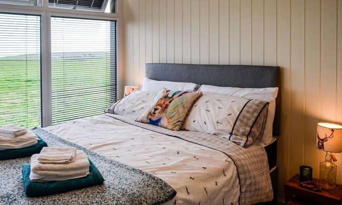 Newton Stewart Cottage | Cabin ∙ 1 bedroom ∙ 2 guests