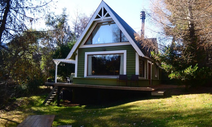 Lolog Cabin | Cabin in the woods, on Lake Lolog