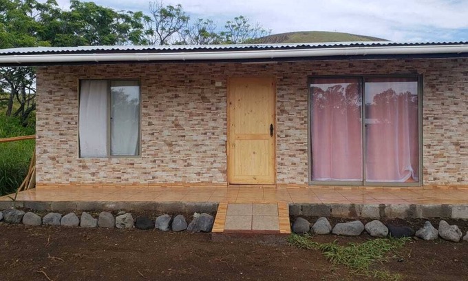 Hanga Roa Cabin | cabin in nature