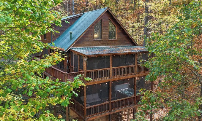 Blue Ridge Cabin | Cabin just 5 miles from Downtown Blue Ridge! Game Room & Hot Tub! Dogs Welcome!