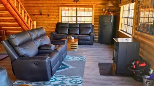 Hereford House | Cabin near Bisbee and Sierra Vista AZ on 40 Acres