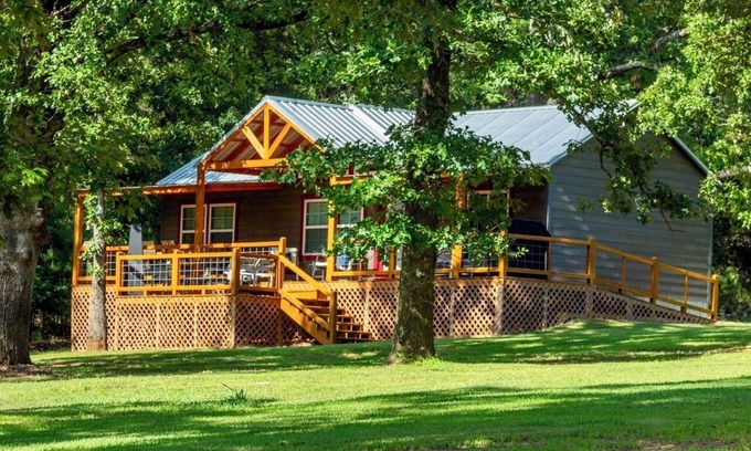 Quitman Cabin | CABIN ON DOGWOOD POND: Spiritual Retreat & Country Resort for Rest & Restoration