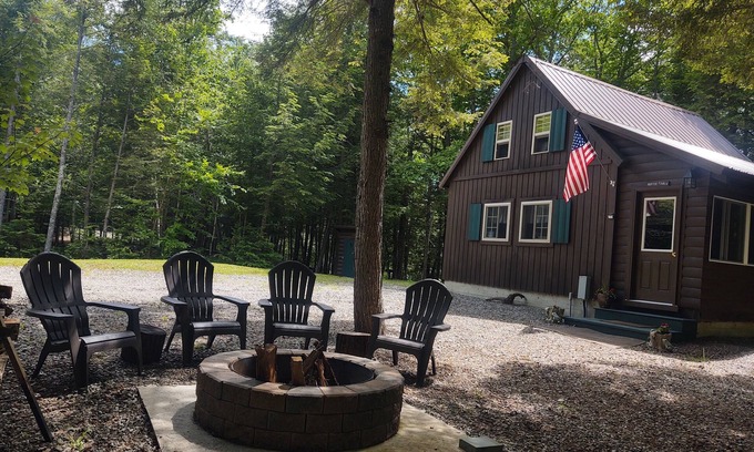 Lincoln Cabin | Cabin on the water!