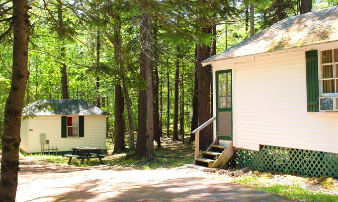 Salsbury Cove Apartment | Cabin Stay in Acadia Cabin 8