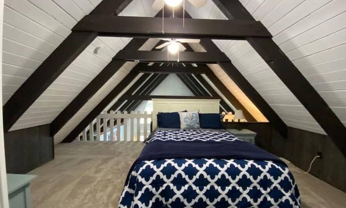 Strawberry Cabin | Cabin with large Deck in thick Tonto Forest