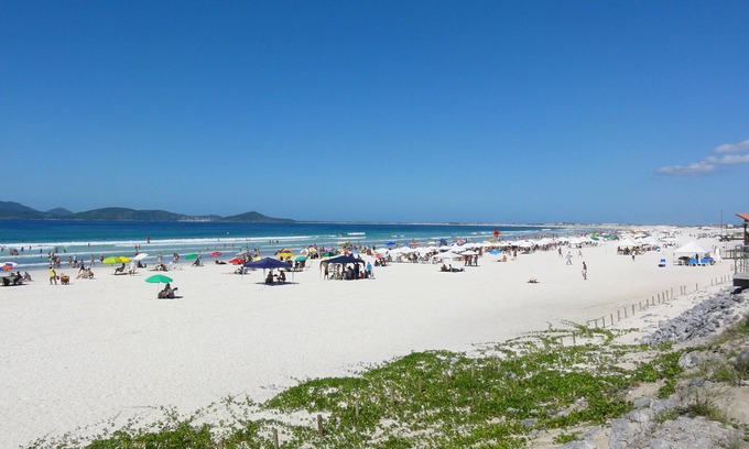 Centro Apartment | Cabo Frio - Praia do Forte - LF07G - Economic Rent