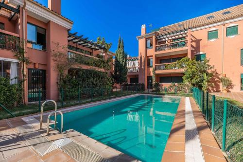 Urbanizacion Pinos Verdes Apartment | Cabopino, cerca de todo