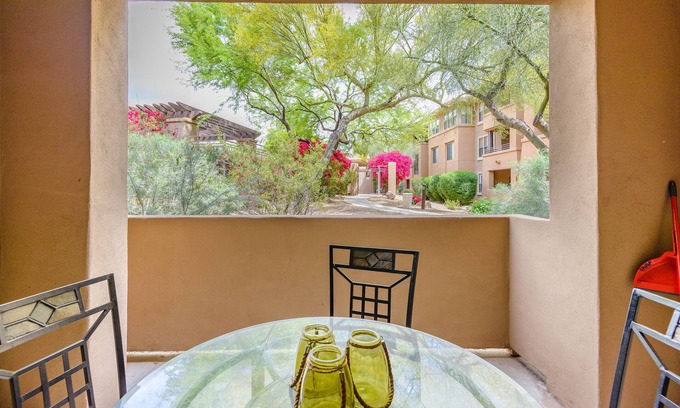North Scottsdale Condo | CACTUS CASITA- Clean and Modern N. Scottsdale Condo