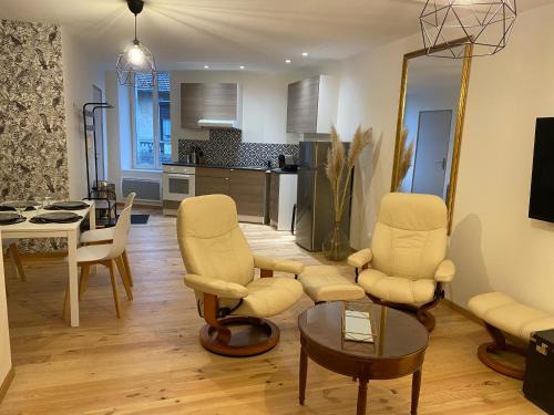 Cahors Apartment | Cahors 62m2 - T3 neuf 4 étoiles certifié catégorie Prestige - le Bartassec - wifi - parking