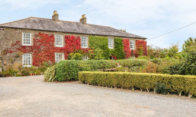 Dungarvan Cottage | CAIRBRE HOUSE, family friendly in Dungarvan, County Waterford