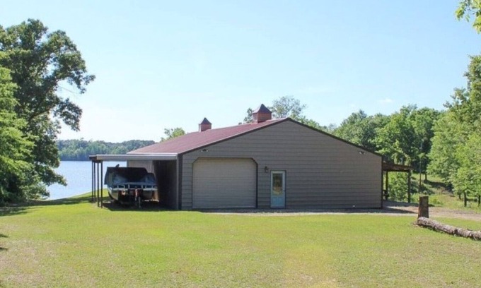 Negreet Cabin | Cajun Party Place .