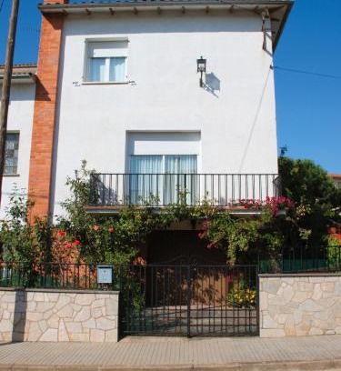 Sant Hilari Sacalm House | Cal Castro fantástica casa familiar
