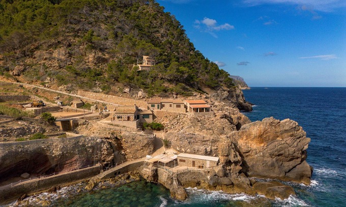 Estellencs House | Cala Estellencs House with breathtaking sea views