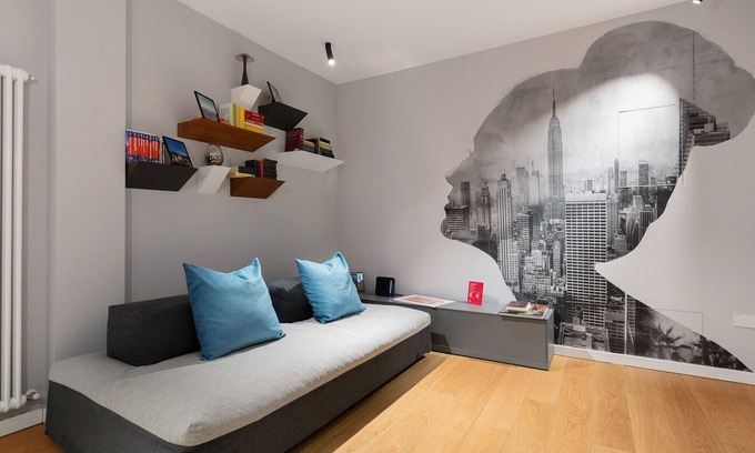 Historic Center Apartment | Caldarese Apartment with Balcony by Wonderful Italy