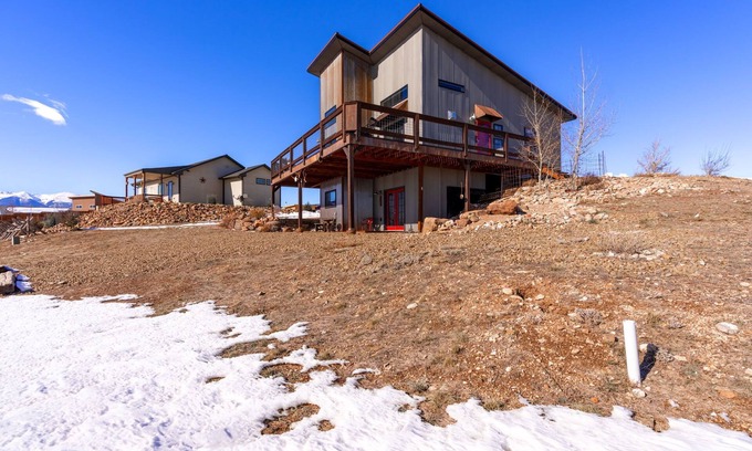 Westcliffe Cabin | Call of The Wild. Luxury mountain setting, sleeps 6.