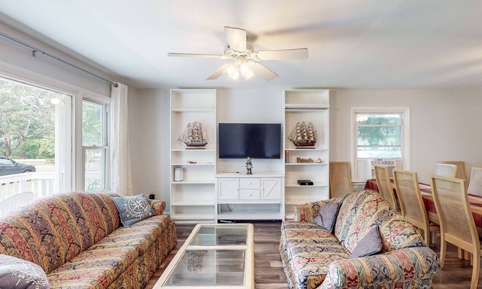 Shady Side House | Calloway Drive Retreat | House in Shady Side