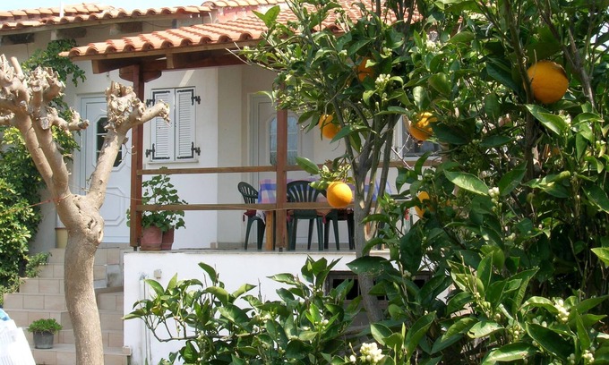 Kakovatos House | Calm located, amid an olive grove, close to the beach, wifi | holiday house Ilia