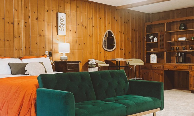 Vernon House | Calm, stylish space. Across the street from the park. Perfect little getaway.