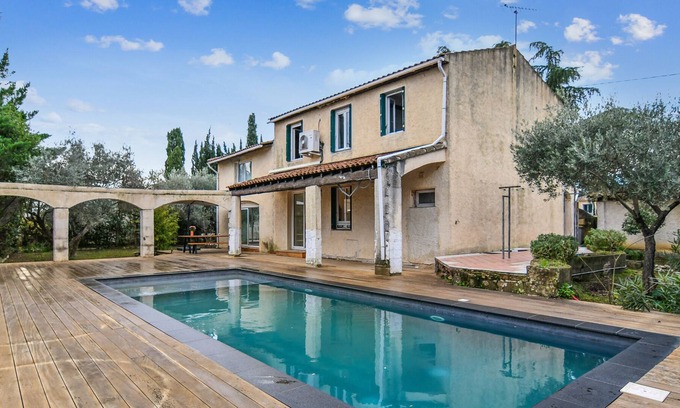 Montaud Villa | Calm villa with pool nearby Montpellier - Welkeys