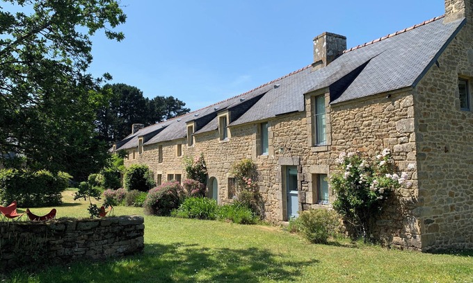 Crach House | Calm, walks and beaches just a stone's throw from the village.
