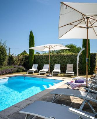 Bellevigne House | Calme et confort en Charente , Gîte Les Vignes avec piscine
