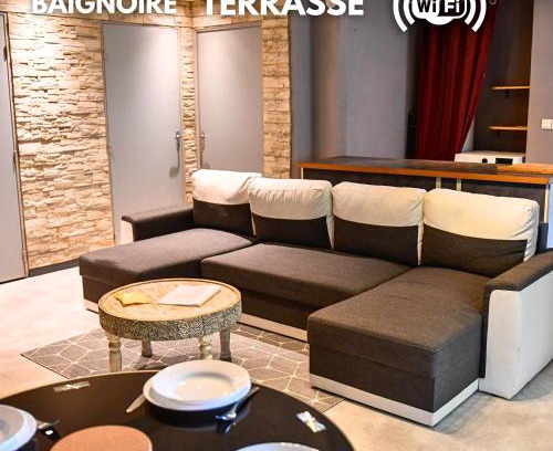 Bellerive-sur-Allier Apartment | Calme et terrasse privée près de Vichy