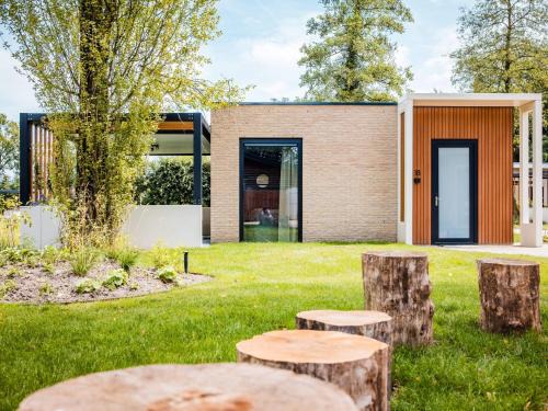 Voorthuizen House | Calming Hideaway in Veluwe