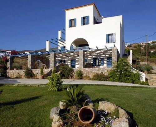 Agia Pelagia Hotel | Camarela Studios