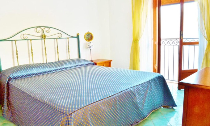 San Michele Bed & Breakfast | camera iris,le terrazze del duca